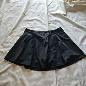 Black skort